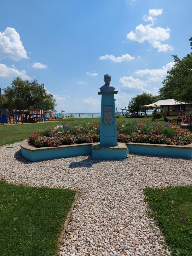 Tulipan Bungalow Camping 3* Gyenesdias