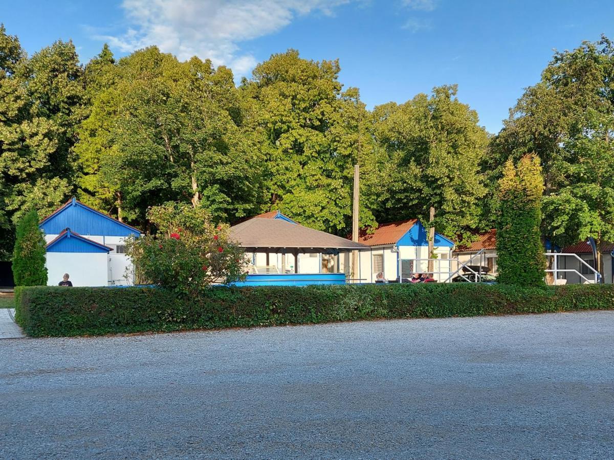 Tulipan Bungalow Camping Ferienpark 3*